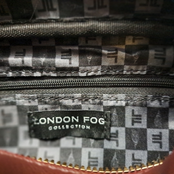 NWT London Fog 100th Anniversary Studded Cosmetic Case - Picture 7 of 9